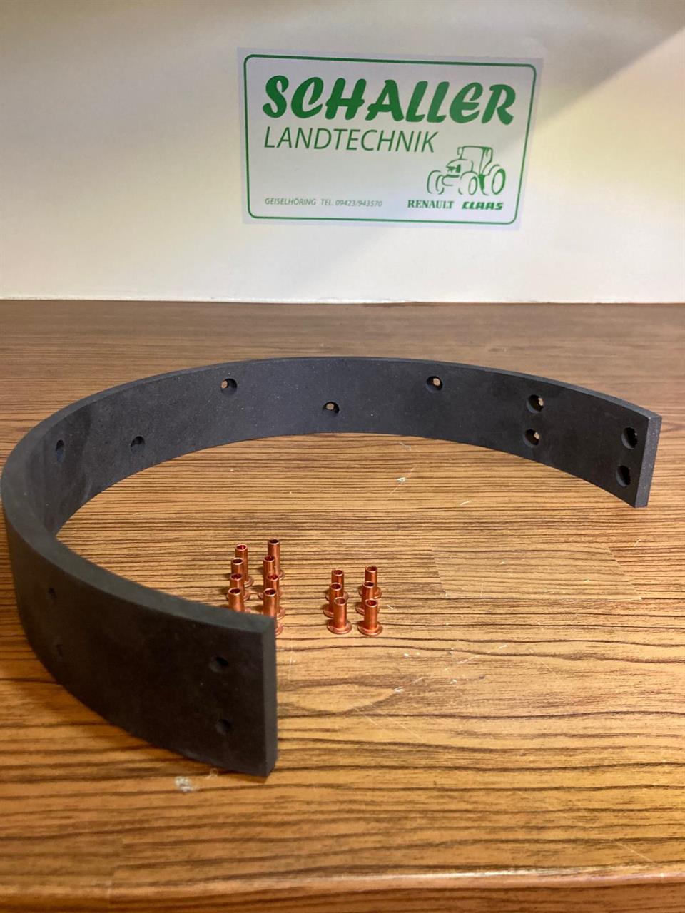 Handbremsband-Belag für Trommelbremse [späterer Lochkreis]