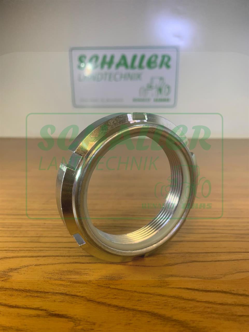 Radnaben- Mutter für Renault 851-4 bis 1181-4 ; große Achse